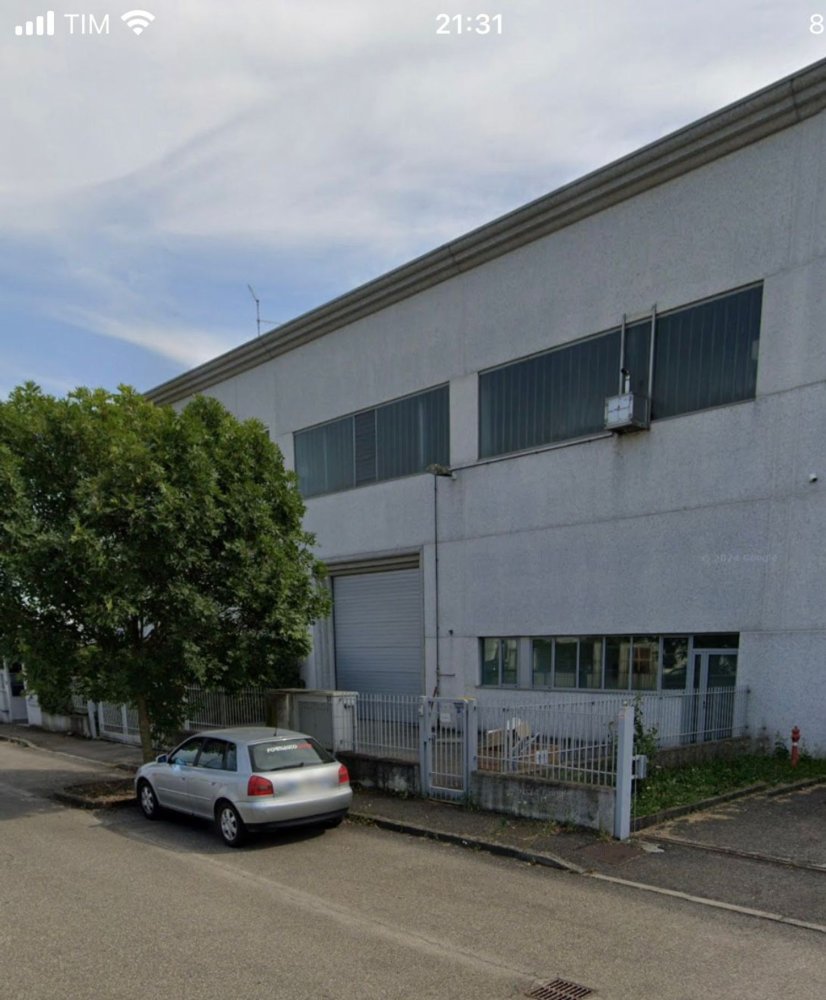 Entrepôt à Piacenza, Italy 400m² No. 294847