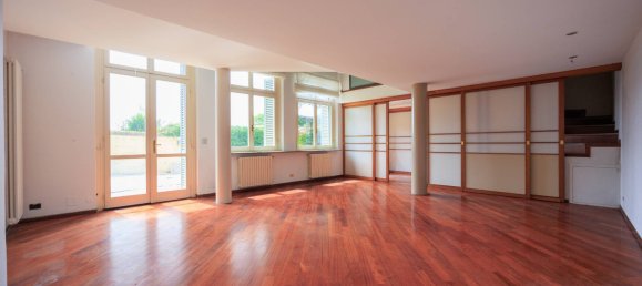 2 bedrooms Villa in Turin, Italy No. 305894 12