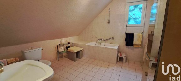 4 bedrooms House in Pledeliac, France No. 44198 6