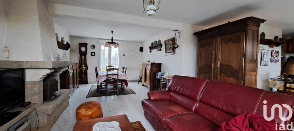 4 bedrooms House in Pledeliac, France No. 44198 2