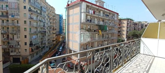 Квартира с 4 комнатами в Неаполь, Италия № 54732 10