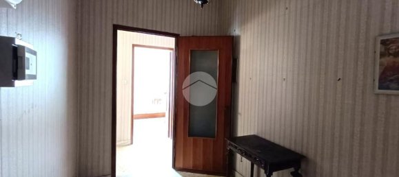 Квартира с 4 комнатами в Неаполь, Италия № 54732 6