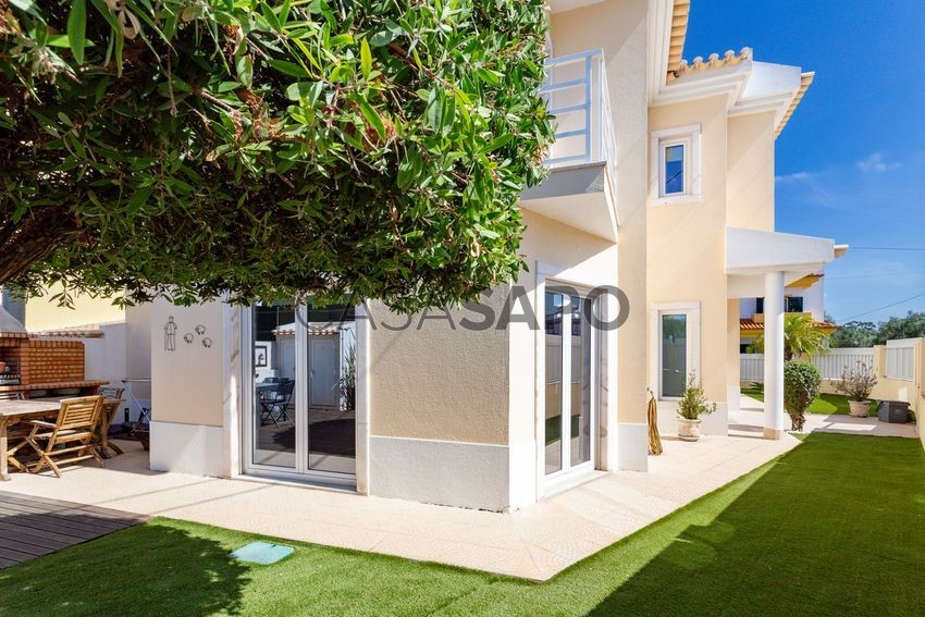 4 bedrooms House in Almada, Portugal No. 333560