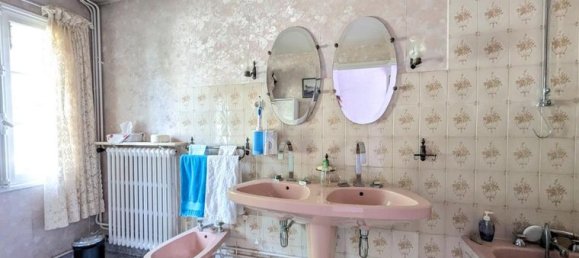 2 bedrooms House in Evreux, France No. 353657 11