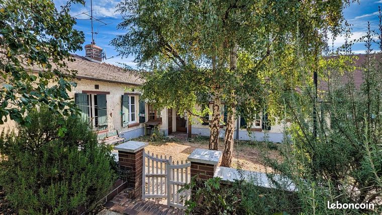 2 bedrooms House in Evreux, France No. 353657