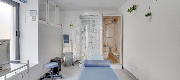 73m² Commercial property in Penedono, Portugal No. 83192 2