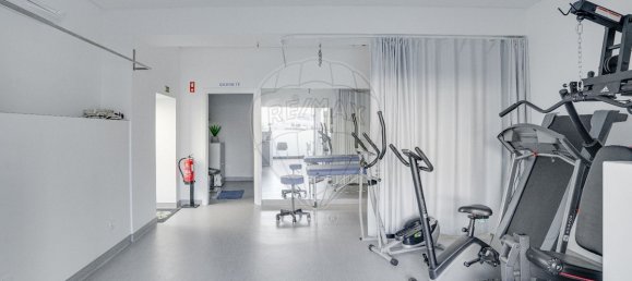 73m² Commercial property in Penedono, Portugal No. 83192 9