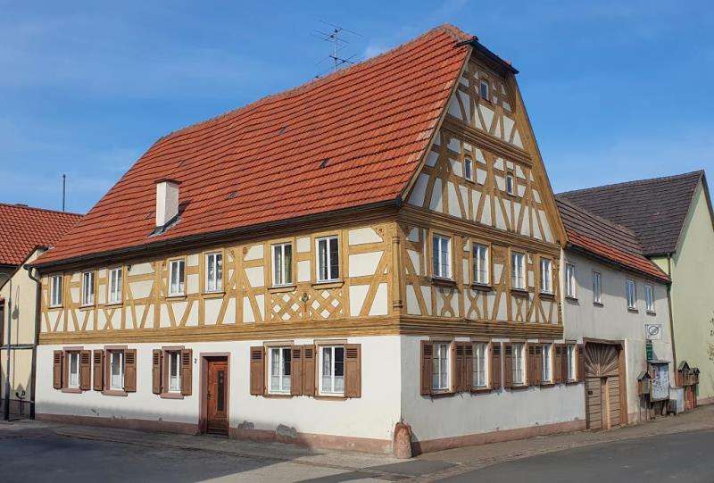 Дом с 5 комнатами в Майн-Шпессарт, Германия № 191478