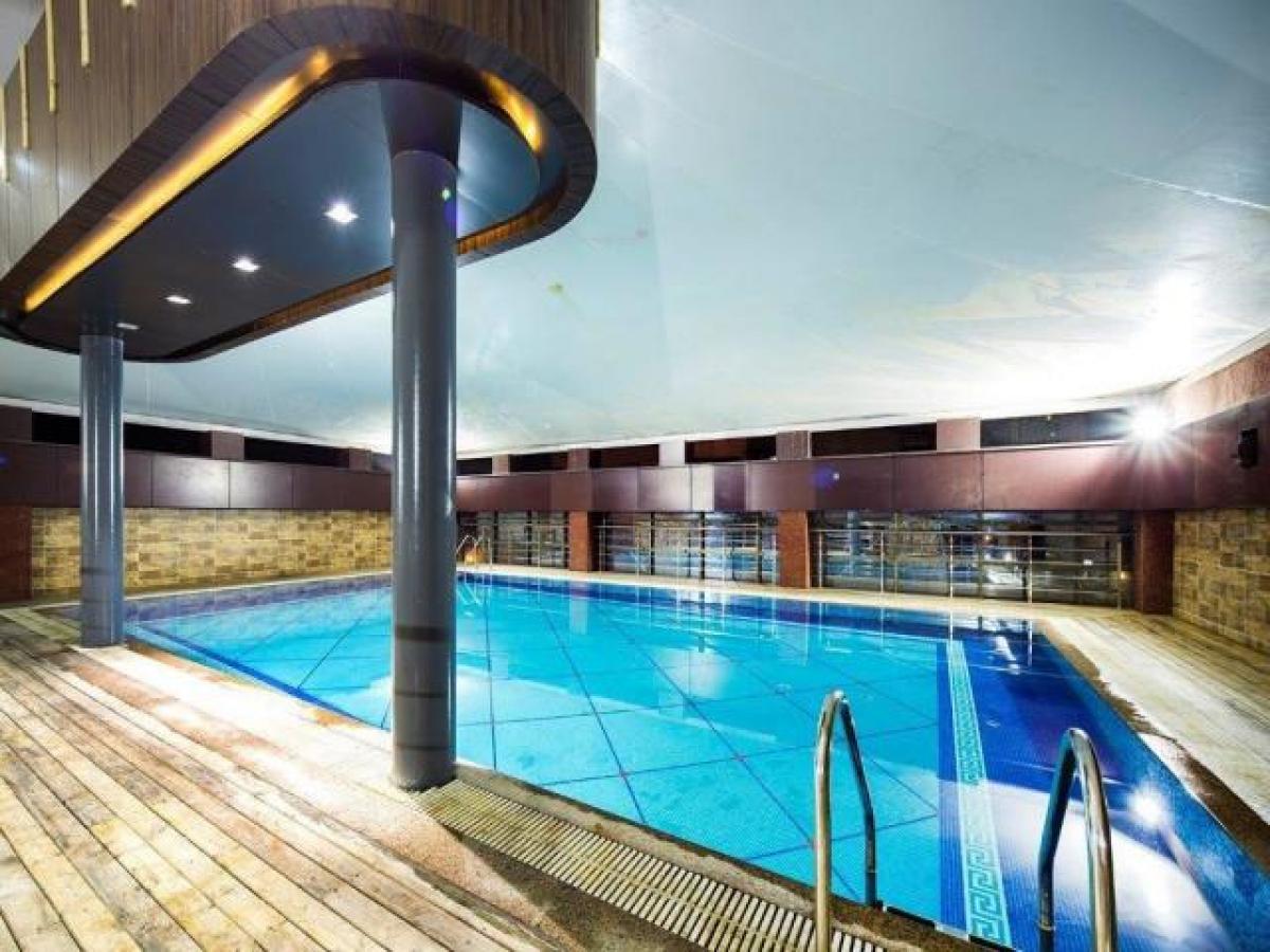 3 Schlafzimmer Haus in Mumbai, India, Nr. 57042