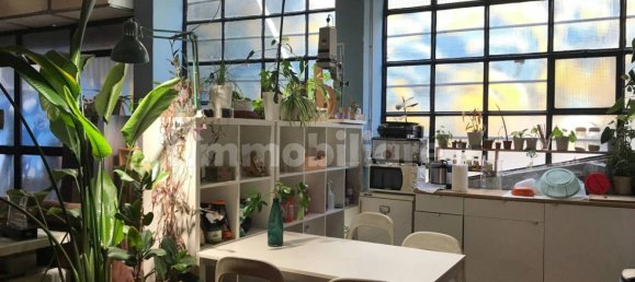 Imóvel comercial de 1 divisão em Rome, Italy N.º 108979 2