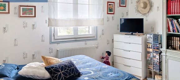 3 bedrooms House in Estissac, France No. 154982 5