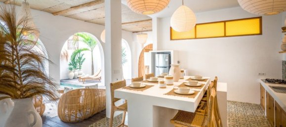 3 Schlafzimmer Villa in Canggu, Indonesia, Nr. 3580 13