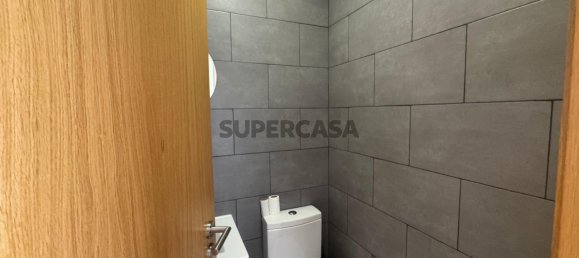 575m² Building in Santa Maria da Feira, Portugal No. 155170 9