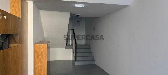 575m² Building in Santa Maria da Feira, Portugal No. 155170 12
