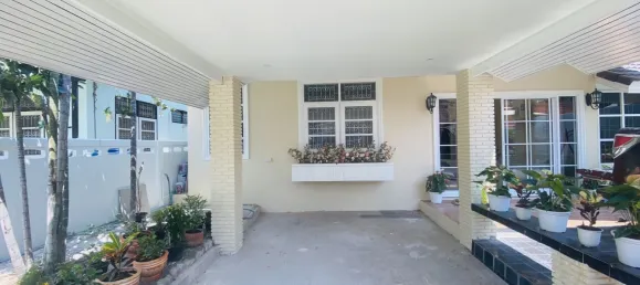 Дом с 4 спальнями в Паттайя, Таиланд № 71727 6