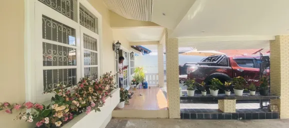 Дом с 4 спальнями в Паттайя, Таиланд № 71727 8