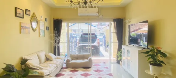 Дом с 4 спальнями в Паттайя, Таиланд № 71727 10