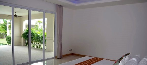 3 bedrooms Cafe / restaurant in Pattaya, Thailand No. 776 14