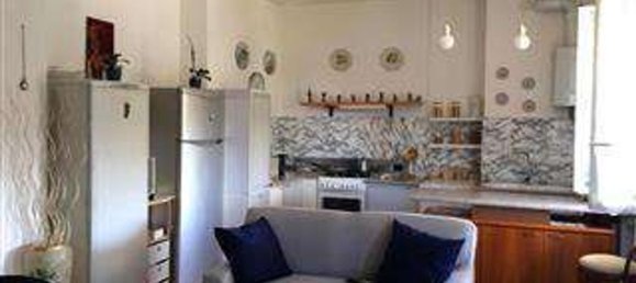 Квартира с 4 комнатами в Сереньо, Италия № 95574 4