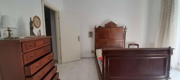 3 rooms Apartment in Taranto, Italy No. 17121 29