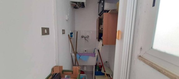 3 rooms Apartment in Taranto, Italy No. 17121 44