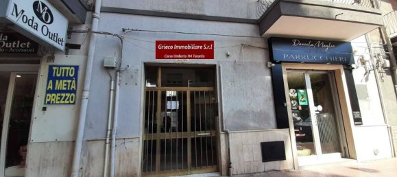 3 rooms Apartment in Taranto, Italy No. 17121 2