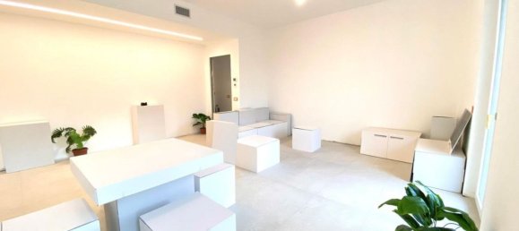 3 bedrooms Apartment in Brembate di Sopra, Italy No. 380812 6