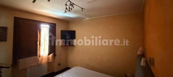 5 bedrooms Villa in Sassocorvaro Auditore, Italy No. 287503 2