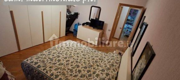 5 bedrooms Villa in Sassocorvaro Auditore, Italy No. 287503 9