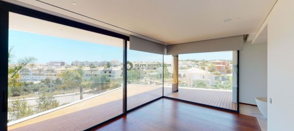 4 bedrooms House in Lagos, Portugal No. 132103 7