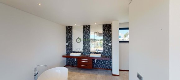 4 bedrooms House in Lagos, Portugal No. 132103 12