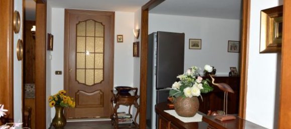 Casa de 8 divisões em Vercelli, Italy N.º 139984 8