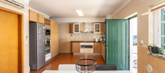 5 bedrooms Villa in Setubal, Portugal No. 141812 16