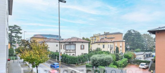 Apartamento de 2 dormitorios en Bergamo, Italy No. 171757 16