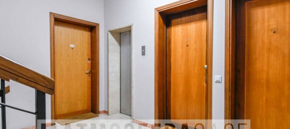 Apartamento de 2 dormitorios en Bergamo, Italy No. 171757 23