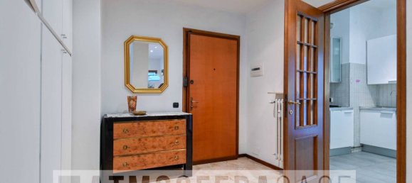 Apartamento de 2 dormitorios en Bergamo, Italy No. 171757 12