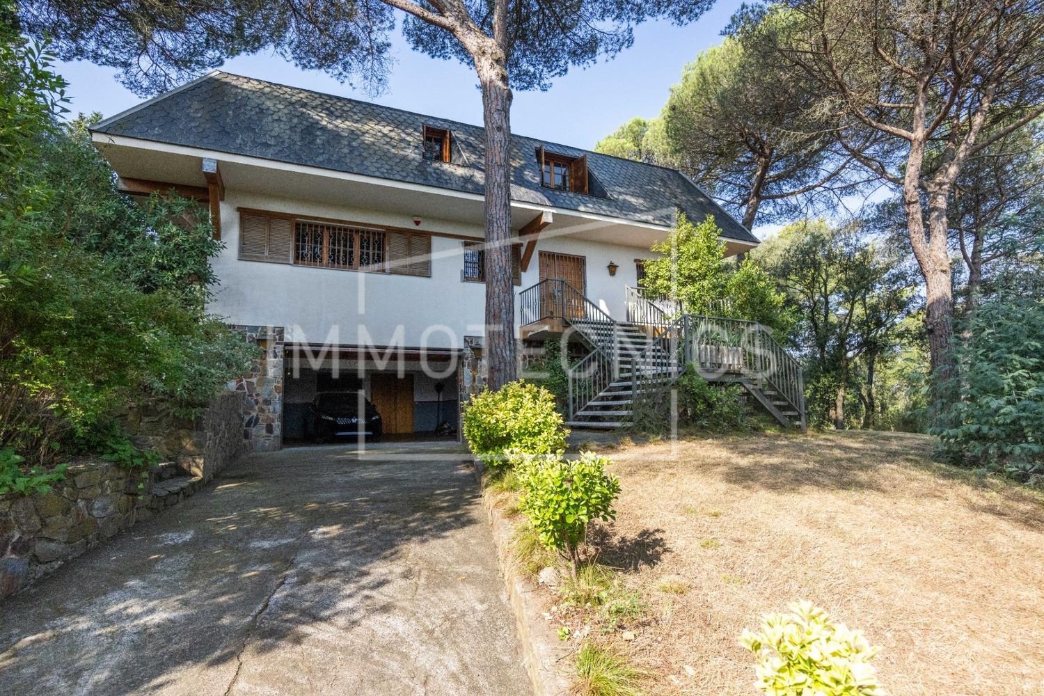 Casa de 5 dormitorios en La Roca del Vallès, Spain No. 226642
