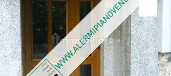 2 bedrooms Apartment in Milan, Italy No. 248011 3