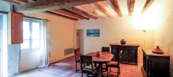 2 bedrooms House in Bossay-sur-Claise, France No. 89209 4