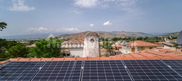 Квартира с 2 спальнями в Таормина, Италия № 321030 48