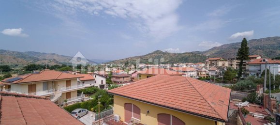 Квартира с 2 спальнями в Таормина, Италия № 321030 49