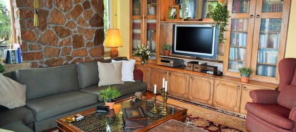 350m² Apartment in Panorama, Greece No. 8156 18