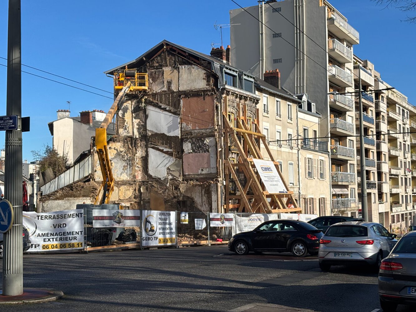 Terreno en Limoges, France 135 m² No. 107361