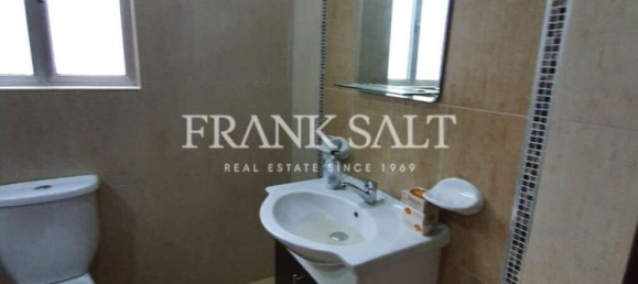 3 Schlafzimmer Haus in Mgarr, Malta, Nr. 10804 6