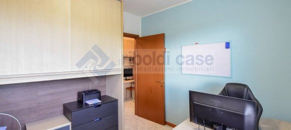2 Schlafzimmer Penthouse in Lissone, Italy, Nr. 295729 11
