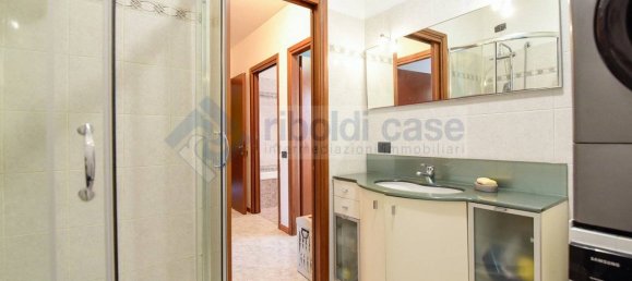 2 Schlafzimmer Penthouse in Lissone, Italy, Nr. 295729 14