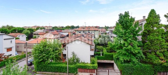 2 Schlafzimmer Penthouse in Lissone, Italy, Nr. 295729 27