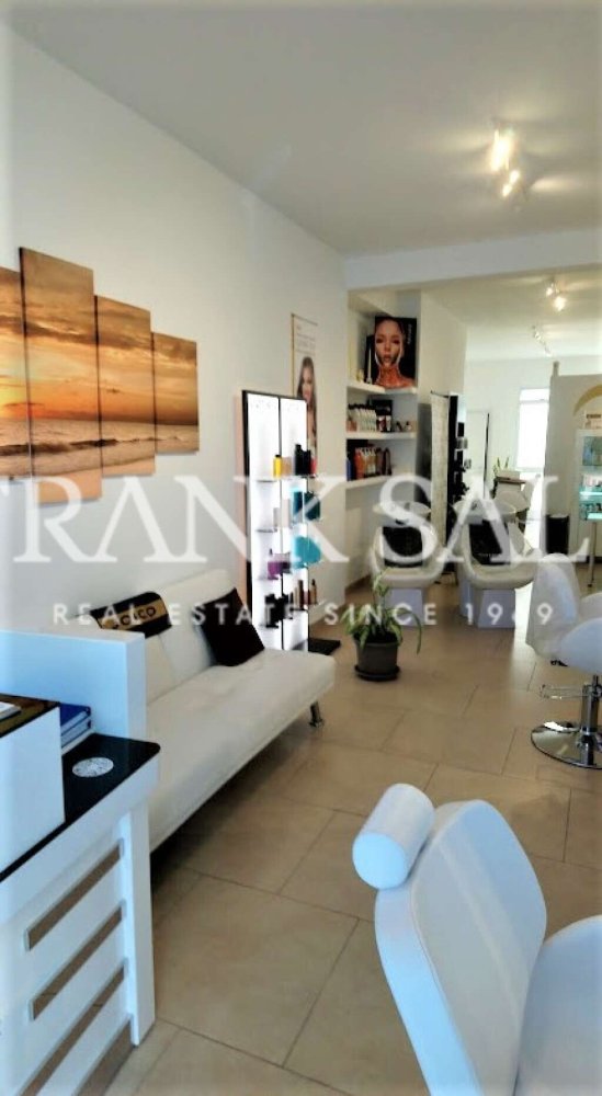 Магазин 50м² в Сан-Пауль-иль-Бахар, Мальта № 12396