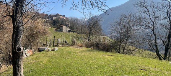 3 rooms House in Dizzasco, Italy No. 207510 23