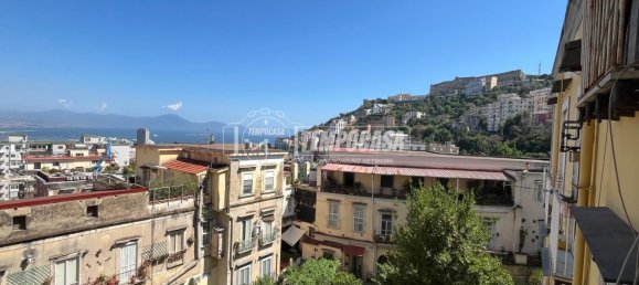 4 rooms Apartment in Naples, Italy No. 293716 20